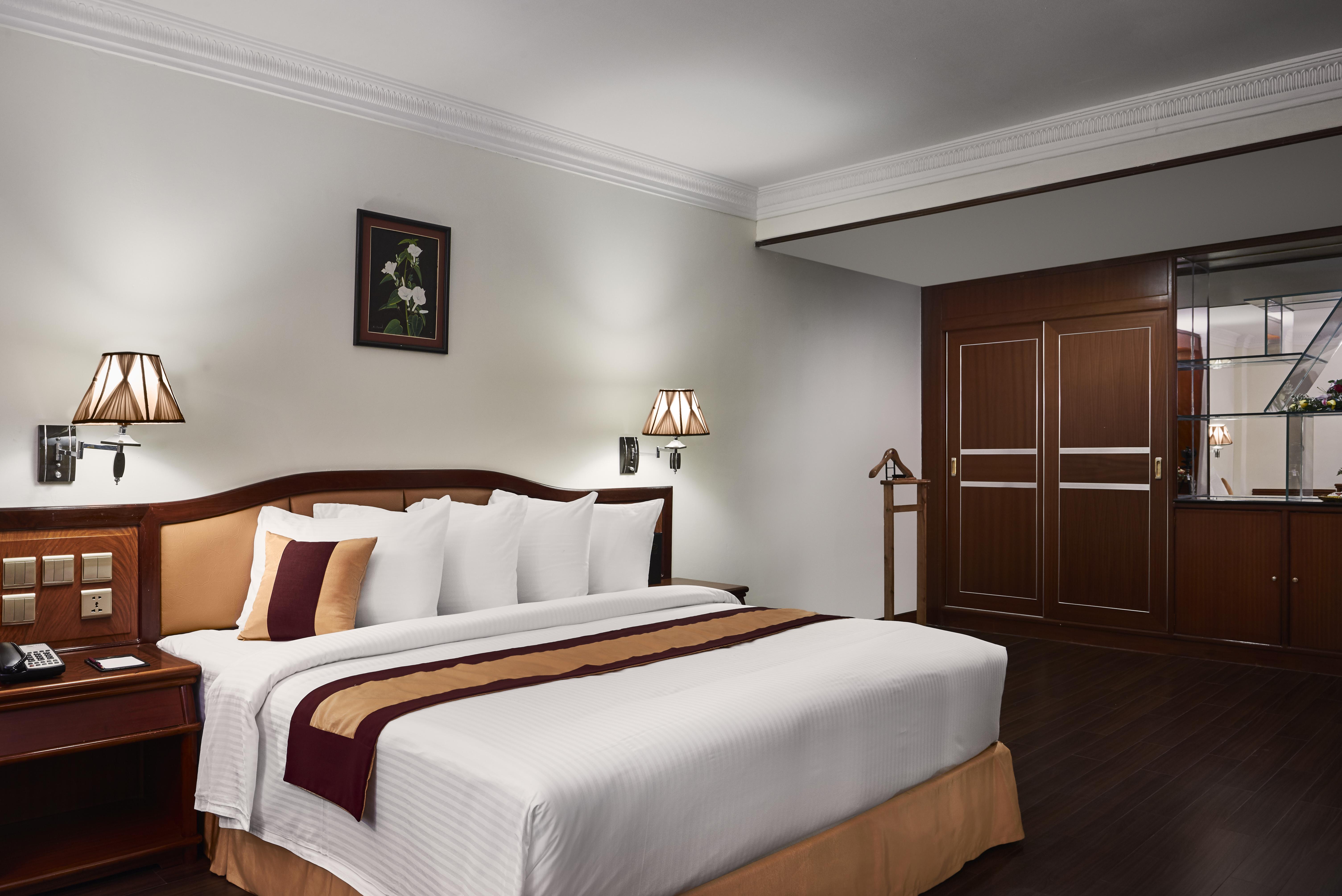 Phnom Penh Hotel Buitenkant foto