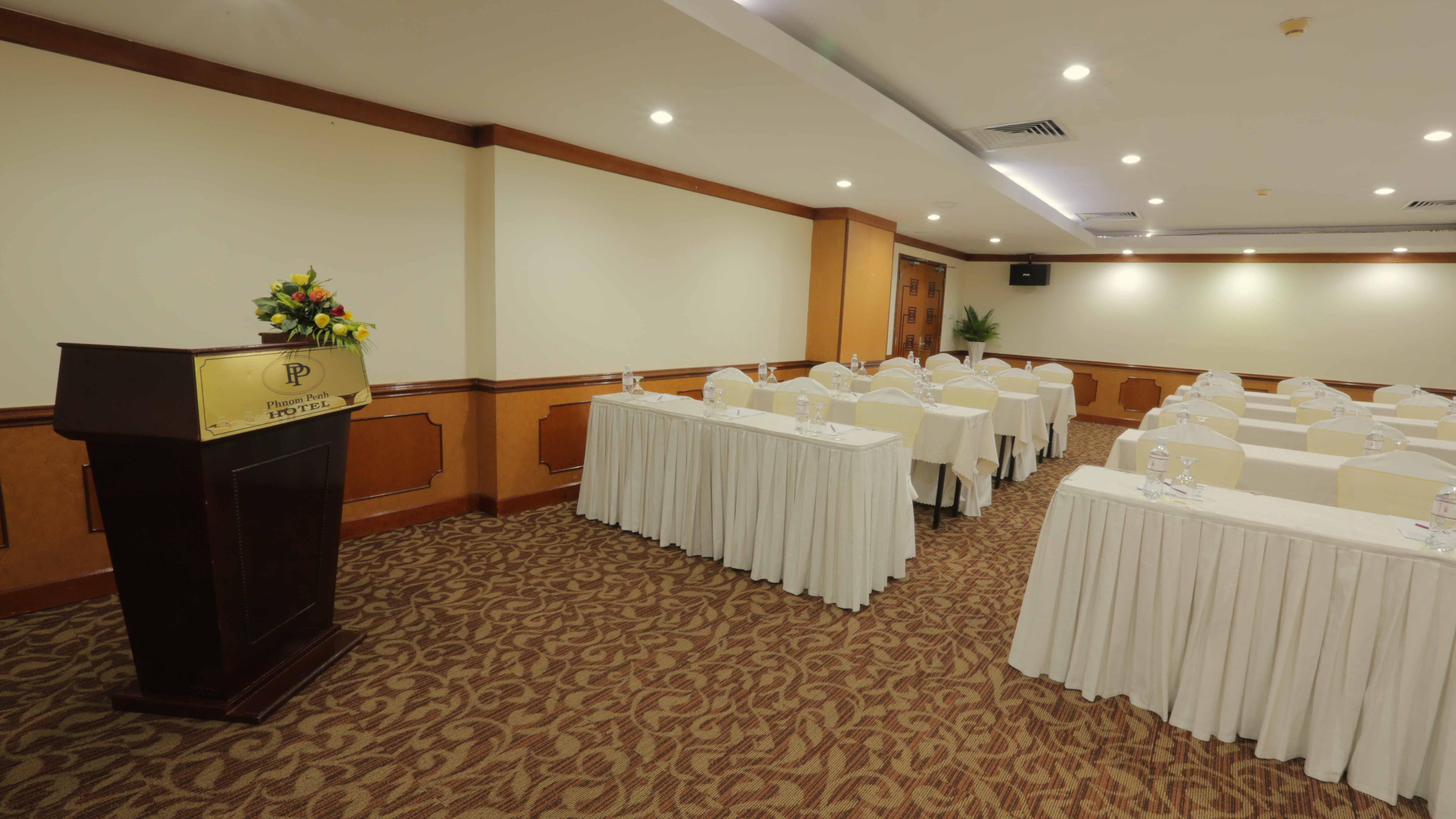 Phnom Penh Hotel Buitenkant foto