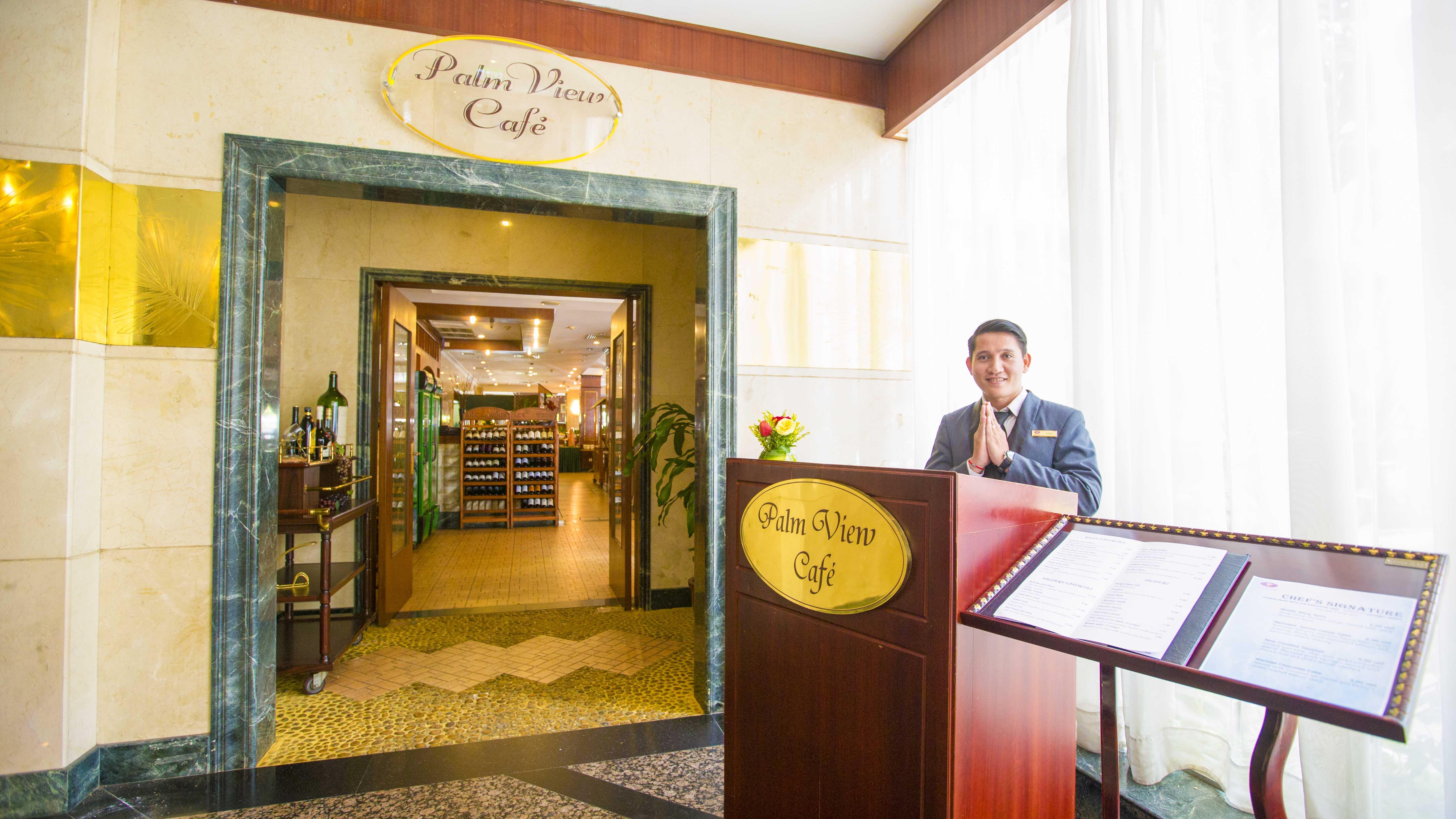 Phnom Penh Hotel Buitenkant foto