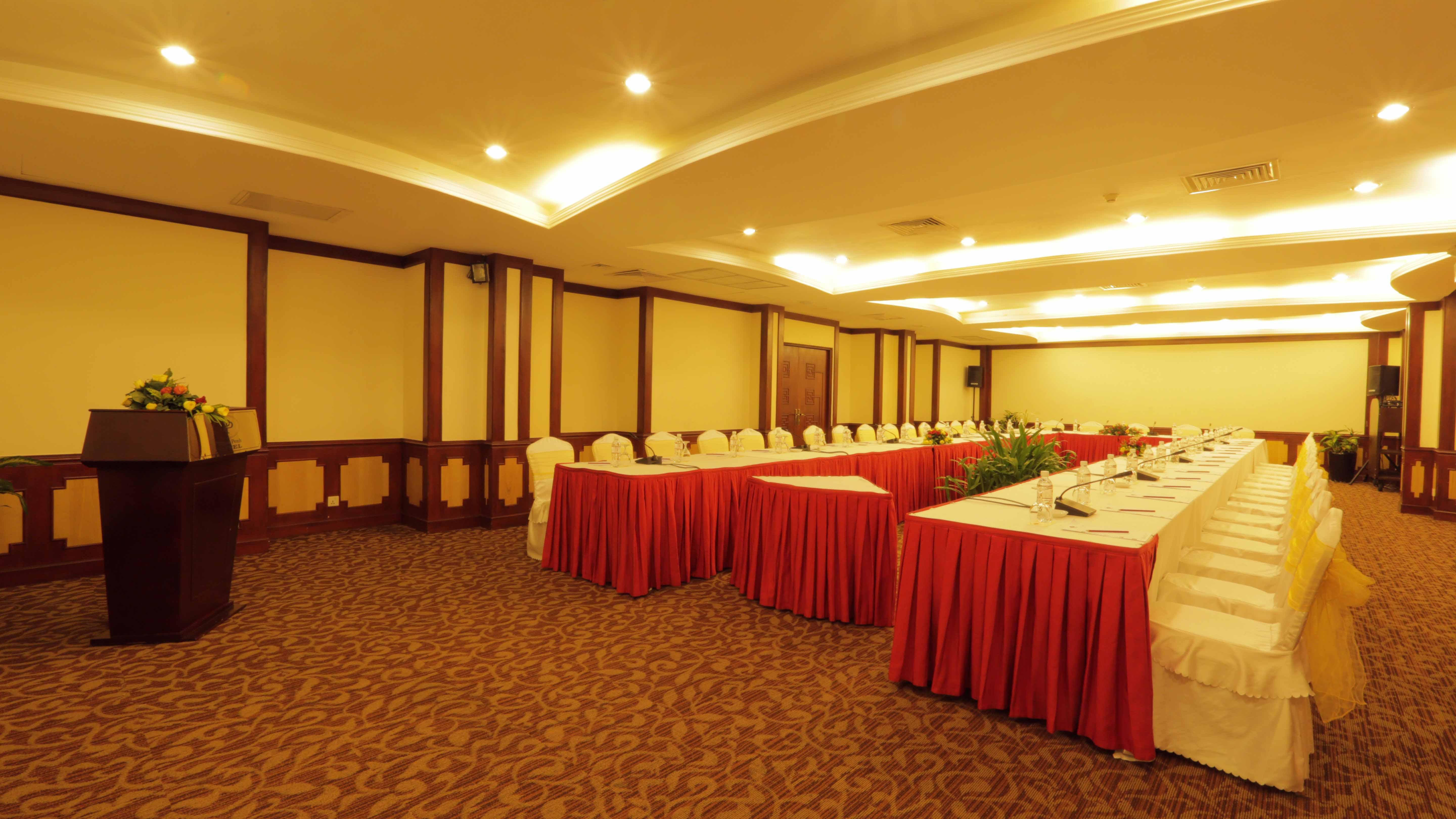 Phnom Penh Hotel Buitenkant foto