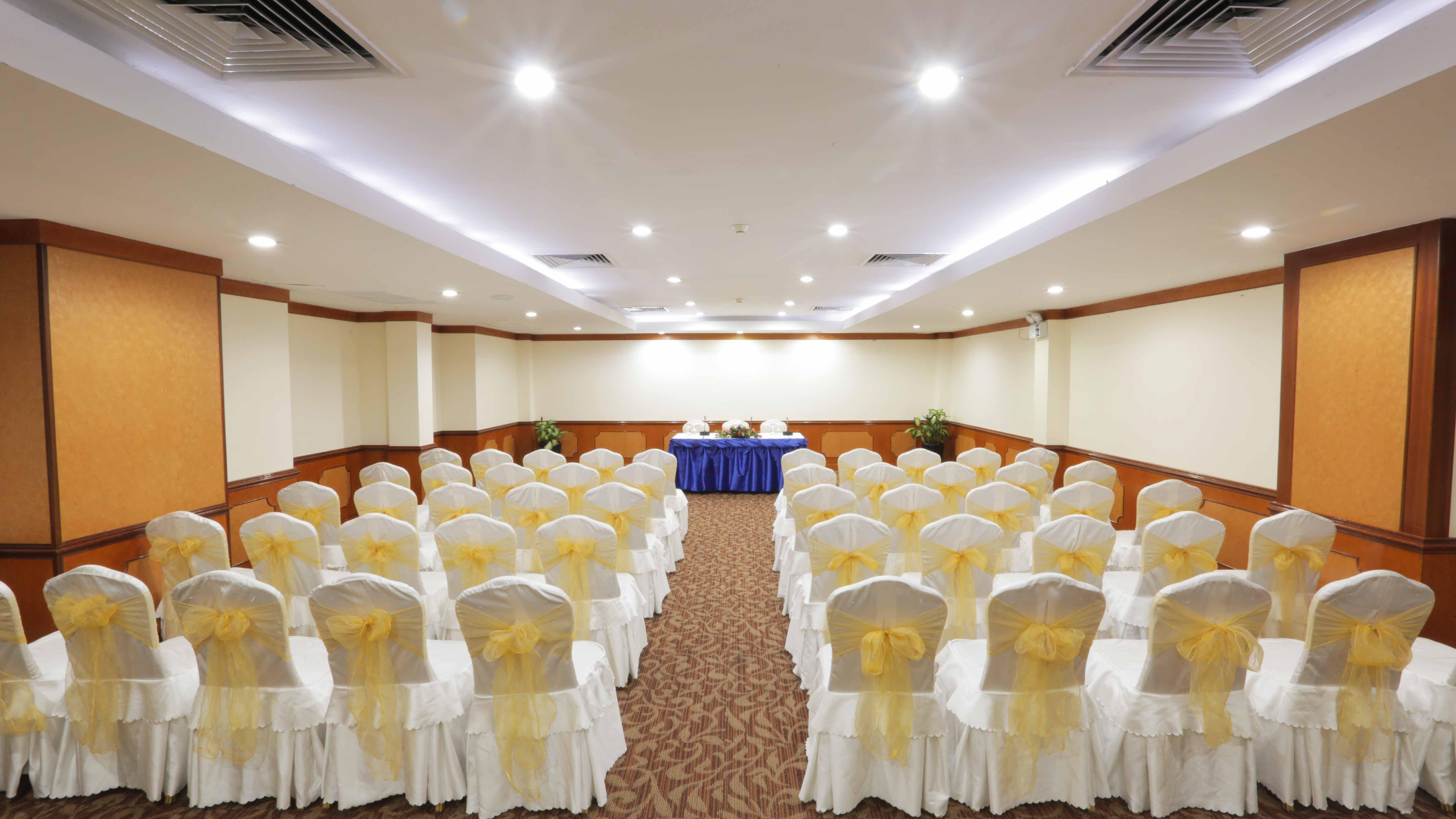 Phnom Penh Hotel Buitenkant foto
