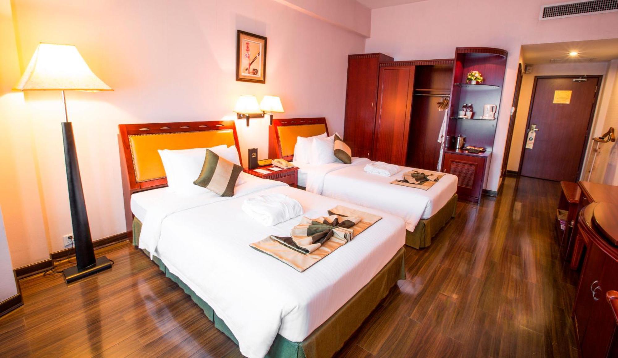 Phnom Penh Hotel Buitenkant foto