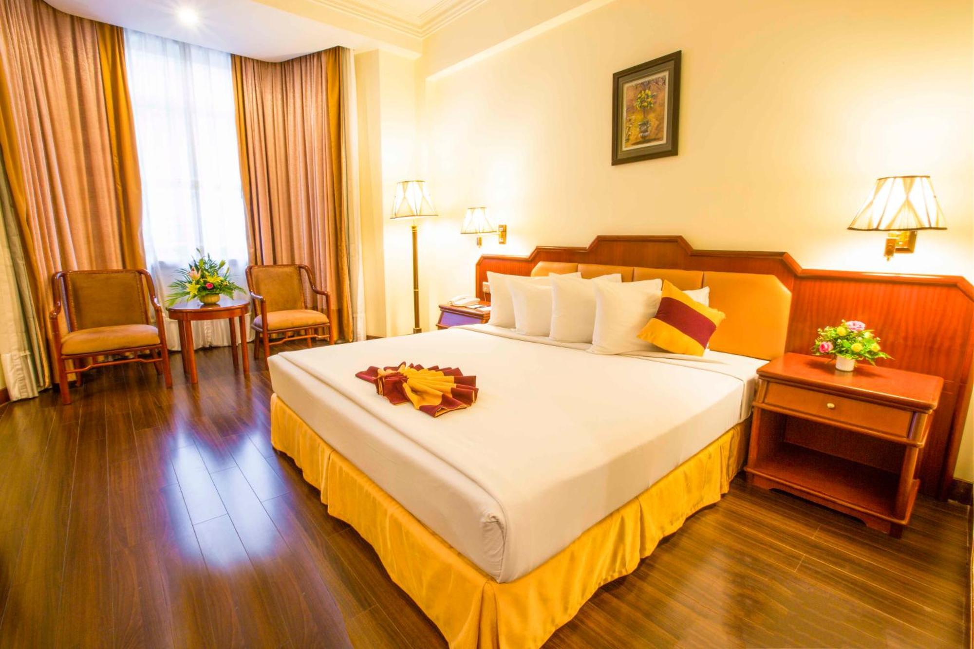 Phnom Penh Hotel Buitenkant foto